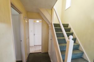 SEAVIEW ROAD- click for photo gallery